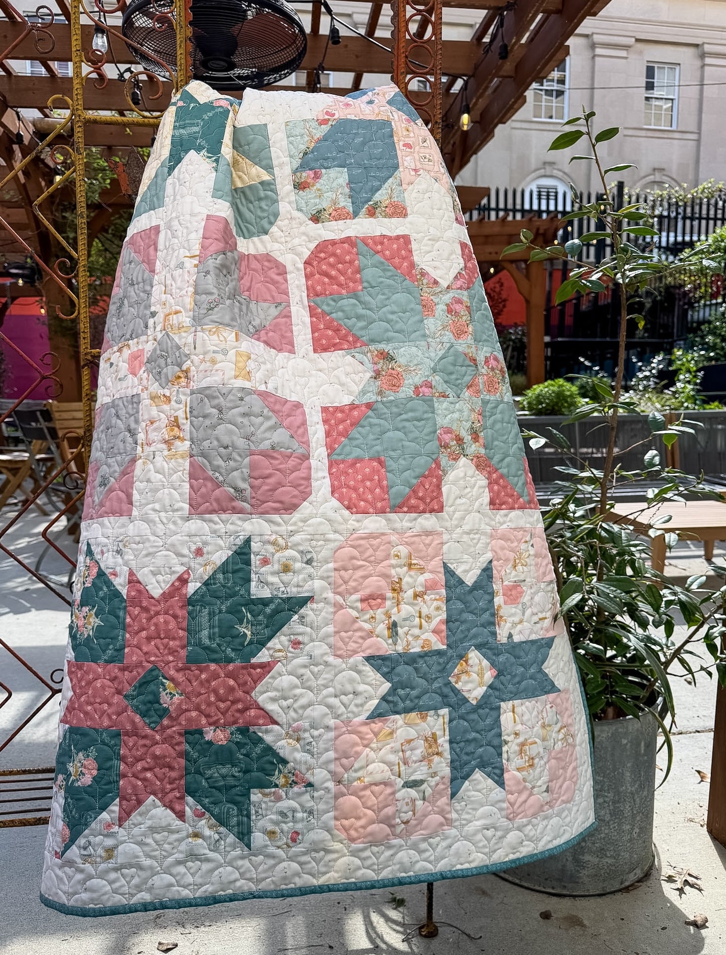 Present Parcels Quilt Pattern (PDF)